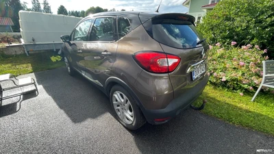 Renault Captur TCe 120 EDC-aut Dynamique 2013, photo 4/33