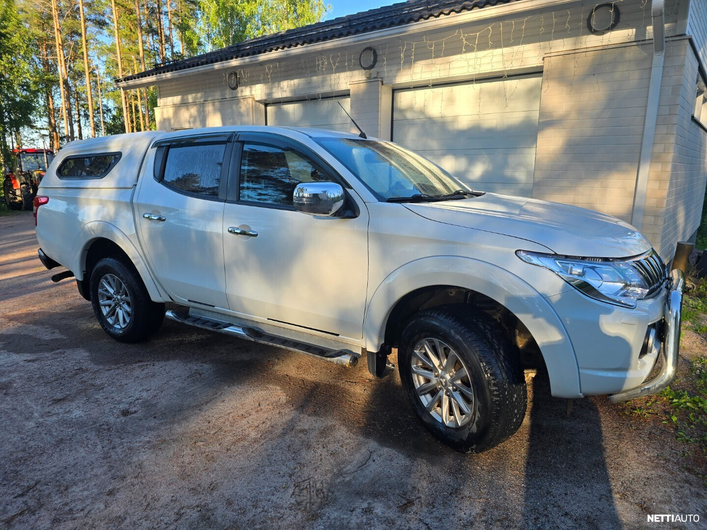 Mitsubishi L200