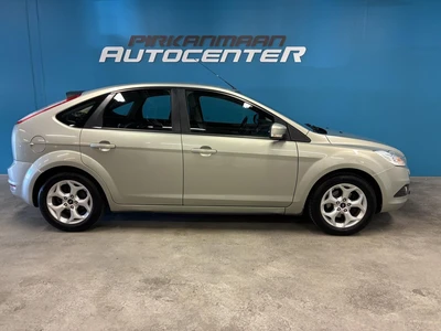 Ford Focus 2010, photo 5/20