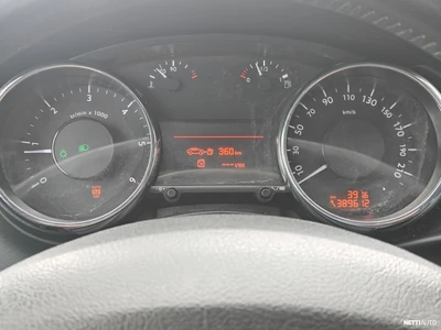 Peugeot 3008 Sport HDi 110 FAP 2009, kuva 2/8