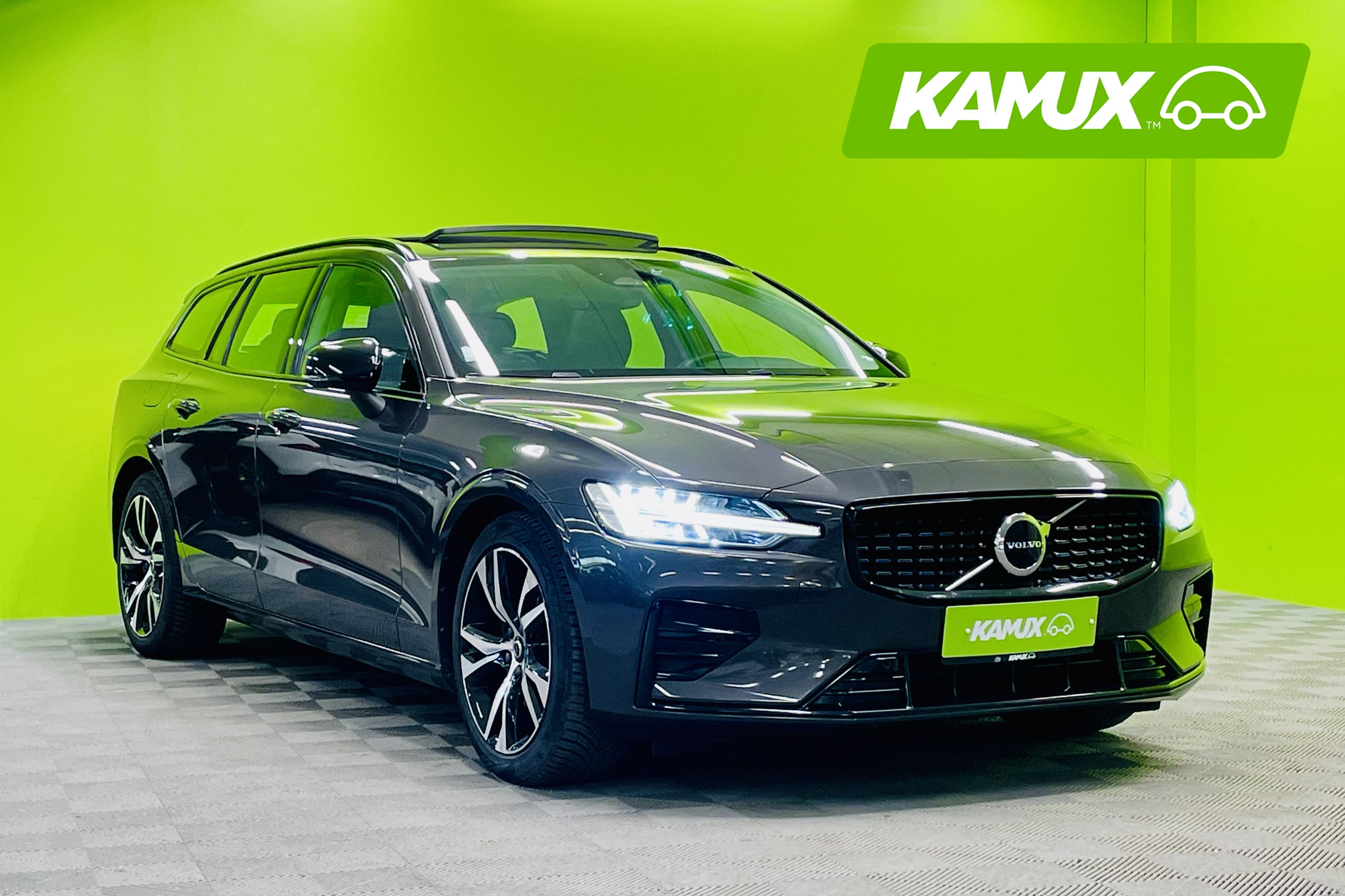 Volvo V60 Plus Dark B3 163 DCT 7 Plus