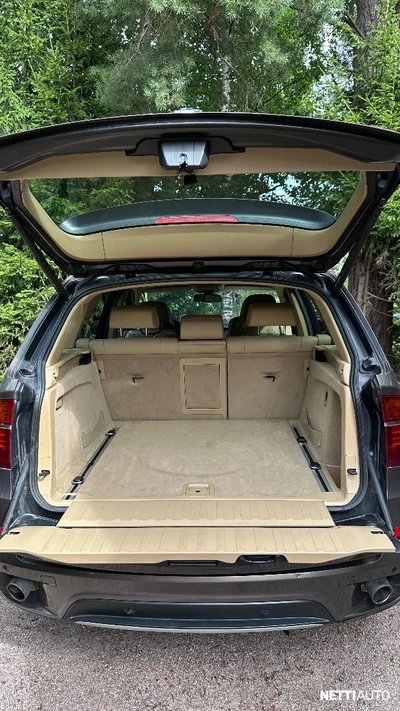 BMW X5 2010, photo 7/24