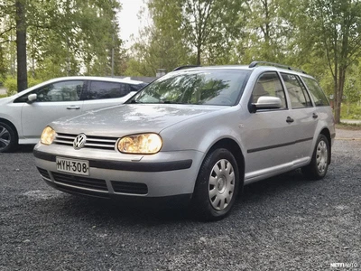 Volkswagen Golf 2,0 FSI aut. 2000, kuva 4/24