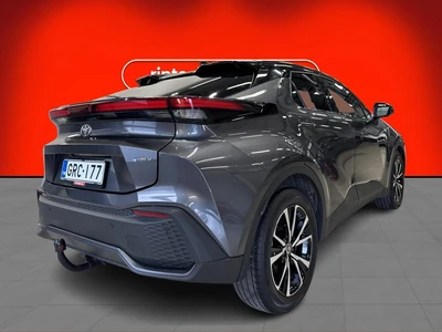 Toyota C-HR 2025, photo 6/30