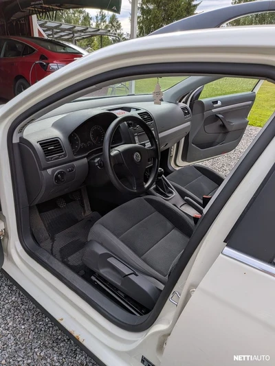 Volkswagen Golf 2008, photo 6/10