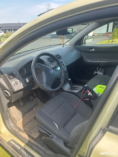 Volvo S40 1,6 (100 hv) man 2006, photo 7/9