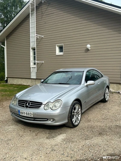 Mercedes-Benz CLK 270 CDI Coupe 2003, photo 2/19