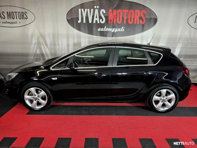 Opel Astra 2010, photo 2/14