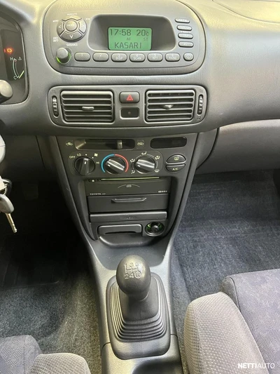 Toyota Corolla 2000, kuva 7/10