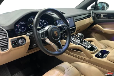 Porsche Cayenne E-Hybrid Coupé 2020, kuva 6/25