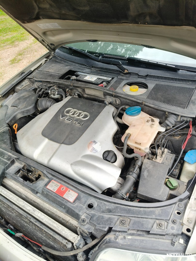 Audi A6 2002, photo 7/8