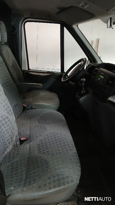 Ford Transit 2010, photo 2/3