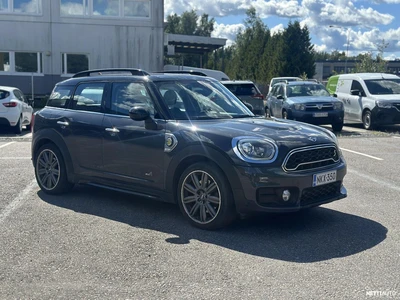 MINI Countryman Cooper S E ALL4 Business 2017, kuva 3/31
