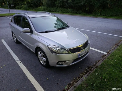 Kia Ceed 1,6 ISG Active SW EcoDynamics 2011, kuva 1/14