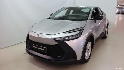 Toyota C-HR 1,8 Hybrid Active Plus 2024, photo 1/10