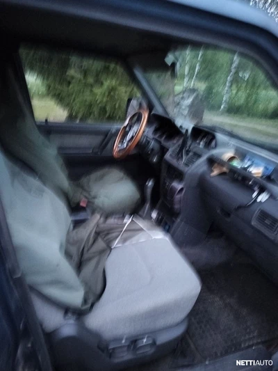 Mitsubishi Pajero 1993, photo 6/7