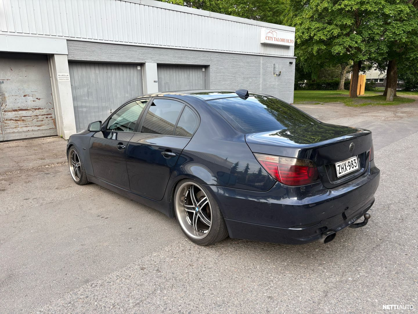 BMW 520