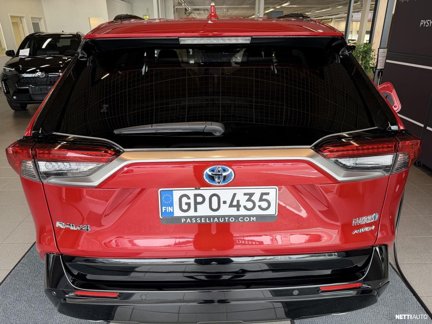Toyota RAV4 Plug-In 2023, photo 4/22