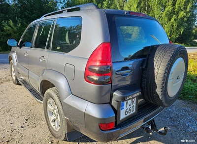 Toyota Land Cruiser 2005, kuva 6/10