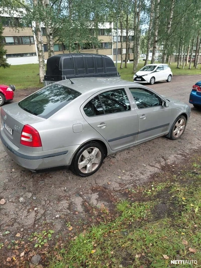 Skoda Octavia 1,9 TDI Elegance 2008, photo 3/7
