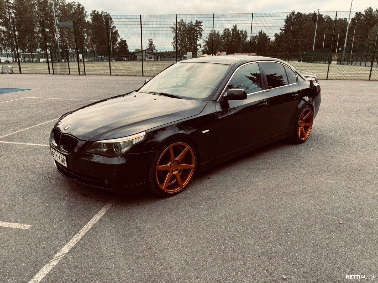BMW 530