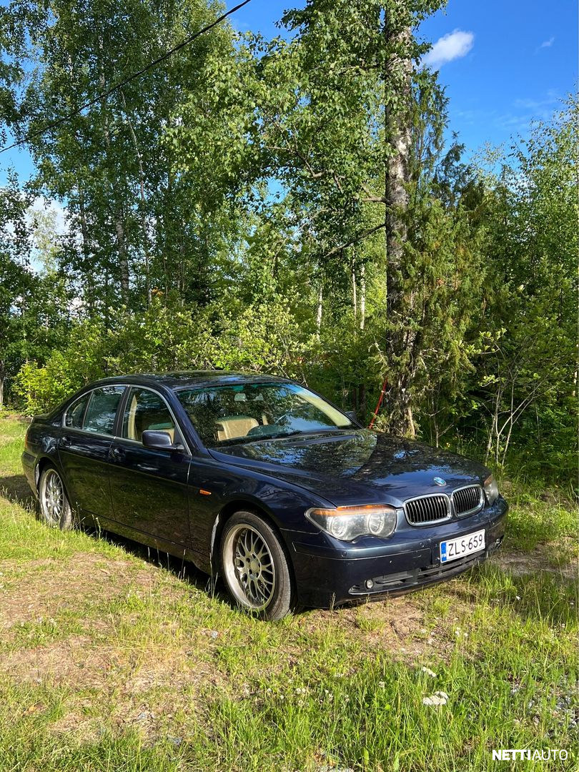 BMW 745