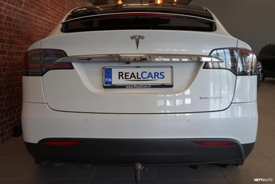 Tesla Model X 2020, kuva 6/18
