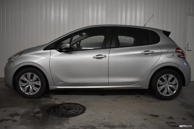 Peugeot 208 2014, kuva 6/19