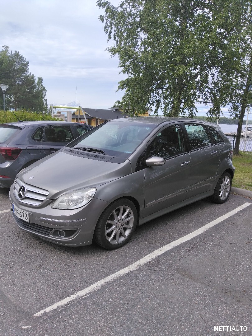 Mercedes-Benz B