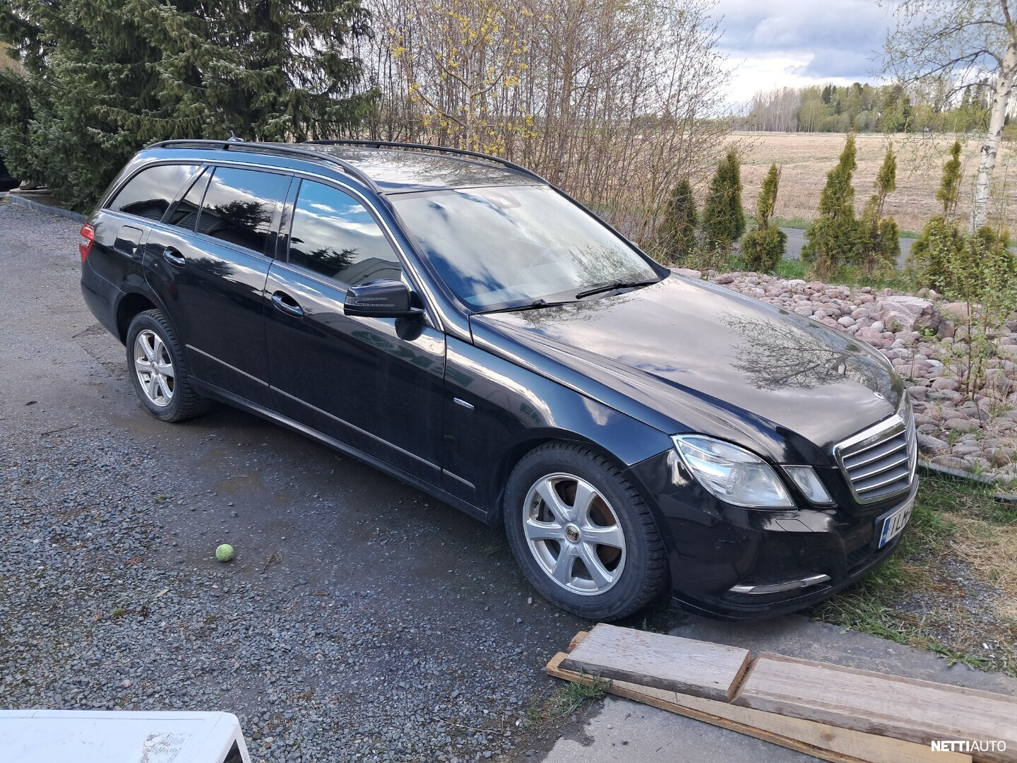 Mercedes-Benz E