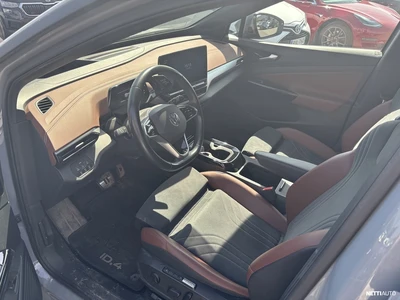 Volkswagen ID.4 2021, kuva 7/9