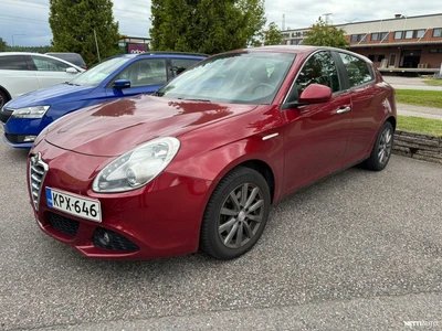 Alfa Romeo Giulietta 2011, kuva 1/8