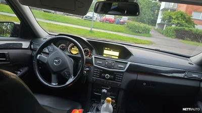 Mercedes-Benz E 2011, kuva 3/4