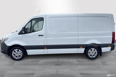 Mercedes-Benz Sprinter 2026, photo 2/9
