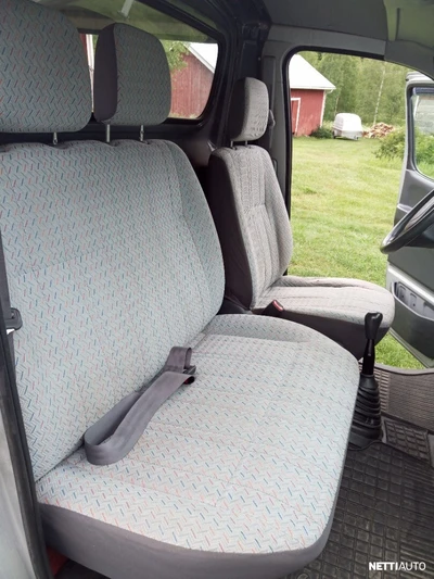 Toyota Hiace 2001, photo 7/8