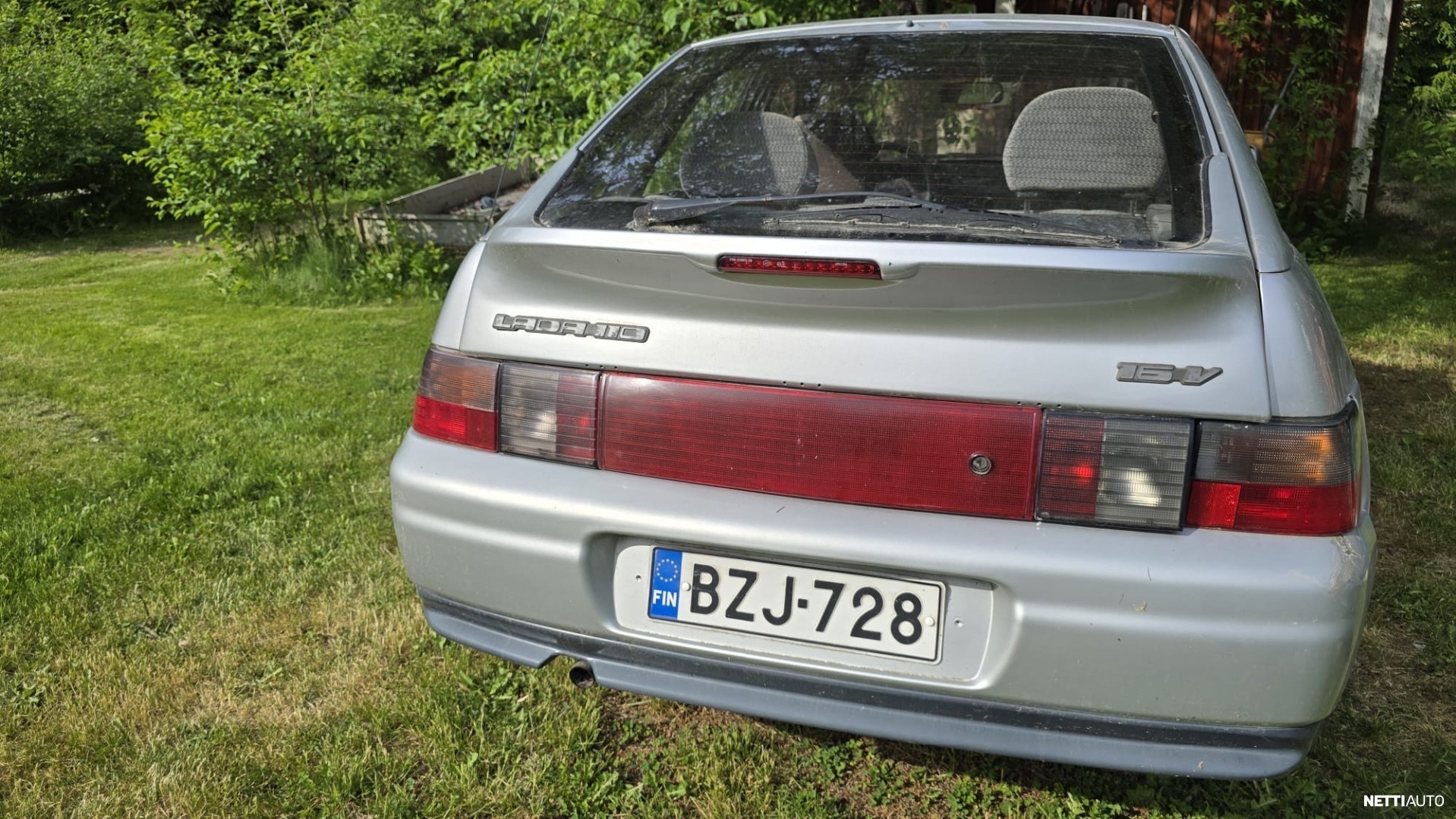 Lada 112