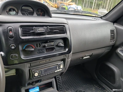 Mitsubishi L200 2000, photo 8/8