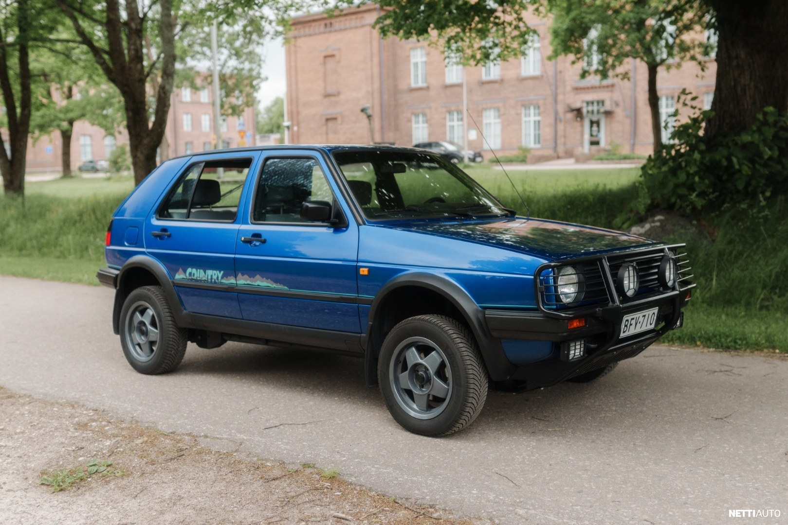 Volkswagen Country