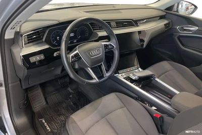 Audi Q8 e-tron 2024, photo 6/24