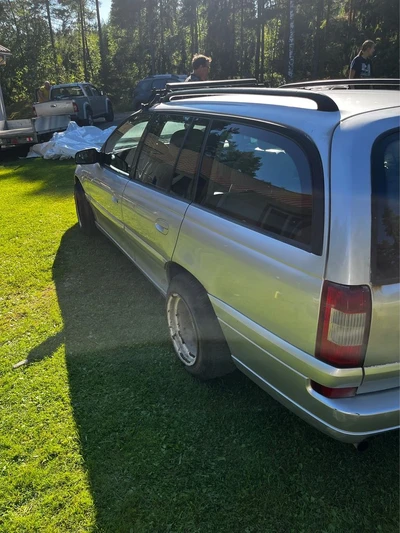 Opel Omega 2001, kuva 3/11