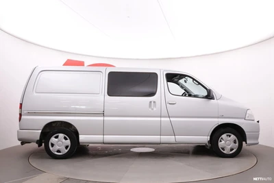 Toyota Hiace 2,5 D-4D 117 4ov pitkä 2006, photo 6/25