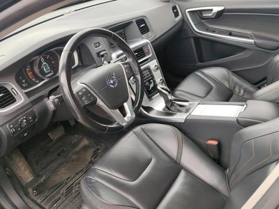 Volvo V60 D4 Ocean Race Business aut 2015, kuva 4/4