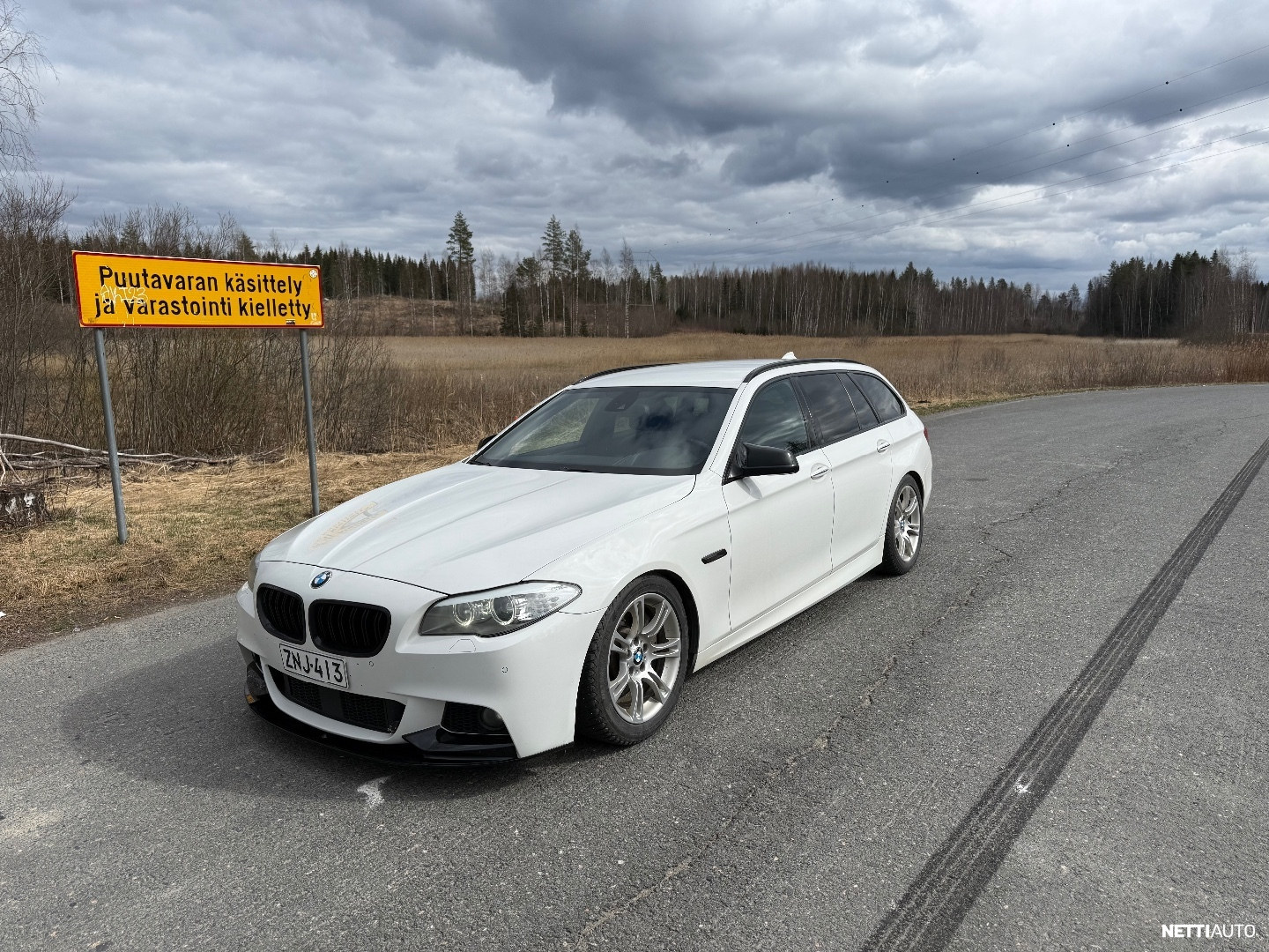 BMW 525