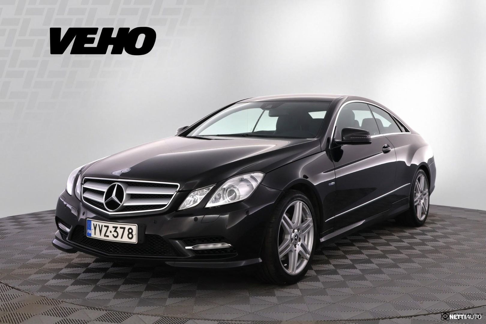 Mercedes-Benz E