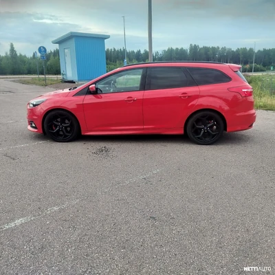 Ford Focus ST 2016, kuva 2/6