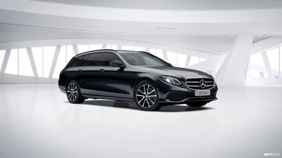 Mercedes-Benz E 2017, kuva 6/10