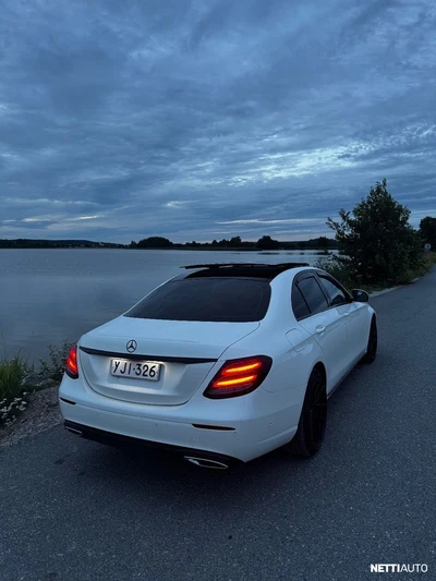 Mercedes-Benz E d Premium Business 2017, photo 1/4