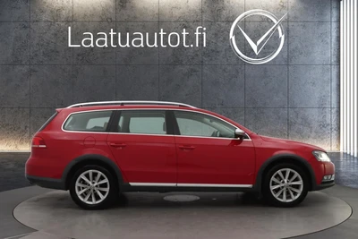 Volkswagen Passat 2013, photo 5/31