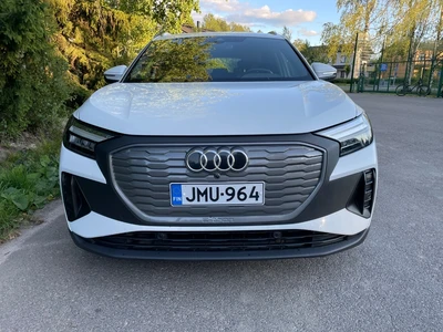 Audi Q4 e-tron 40 e-tron 2022, kuva 2/23