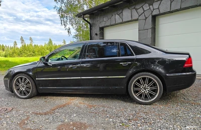 Volkswagen Phaeton 2011, kuva 4/24